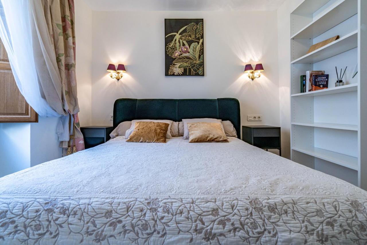 Апартаменти Central Luxury Flat With Free Parking Валенсія Екстер'єр фото
