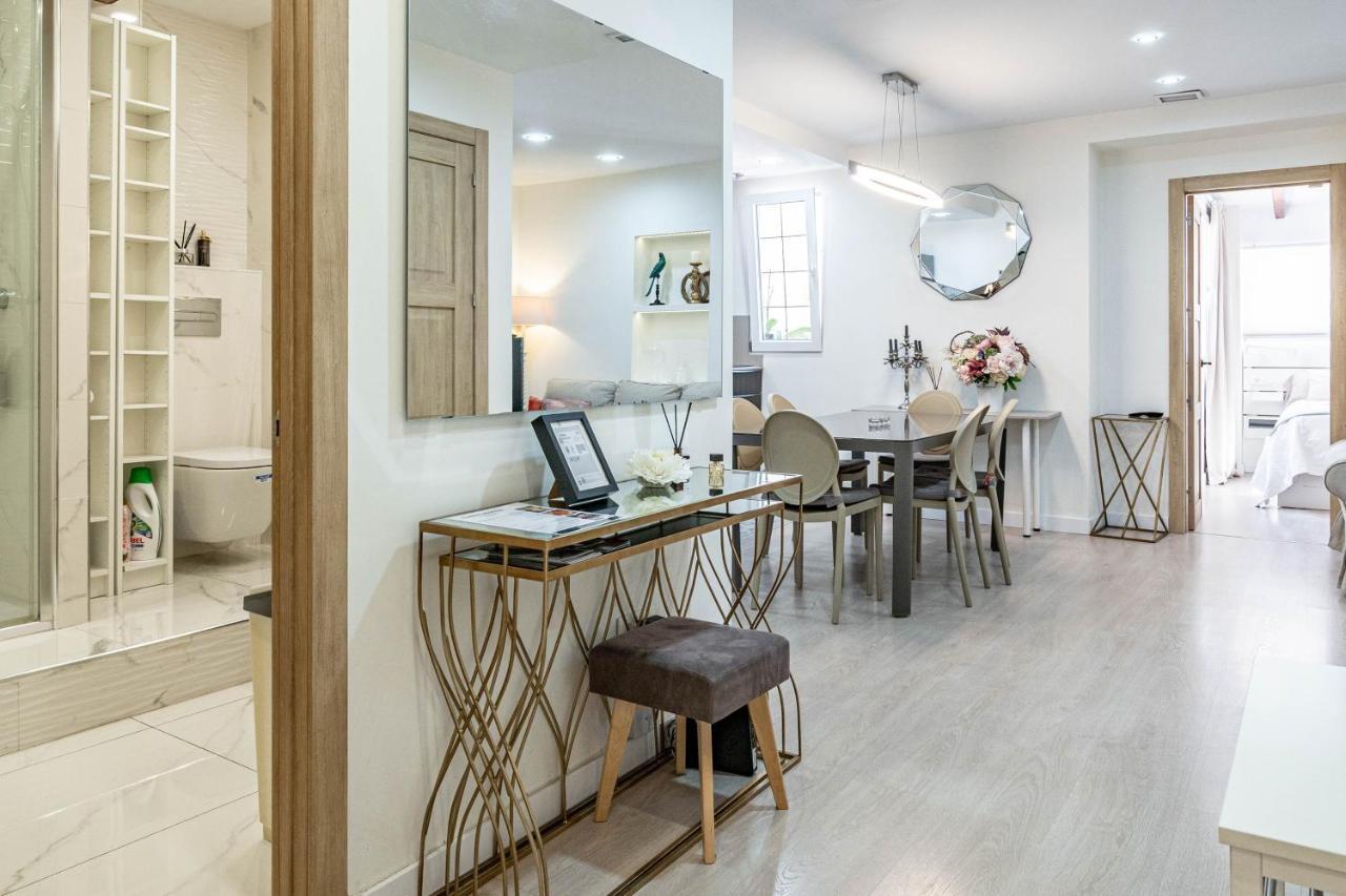 Апартаменти Central Luxury Flat With Free Parking Валенсія Екстер'єр фото