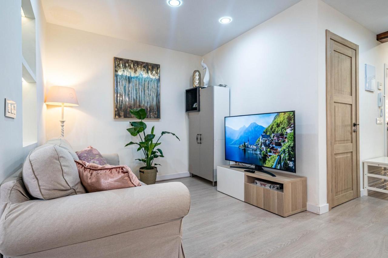 Апартаменти Central Luxury Flat With Free Parking Валенсія Екстер'єр фото